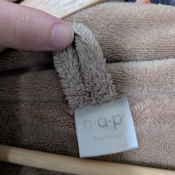 Brookstone Tan Plush Robe - Picture 3 of 4